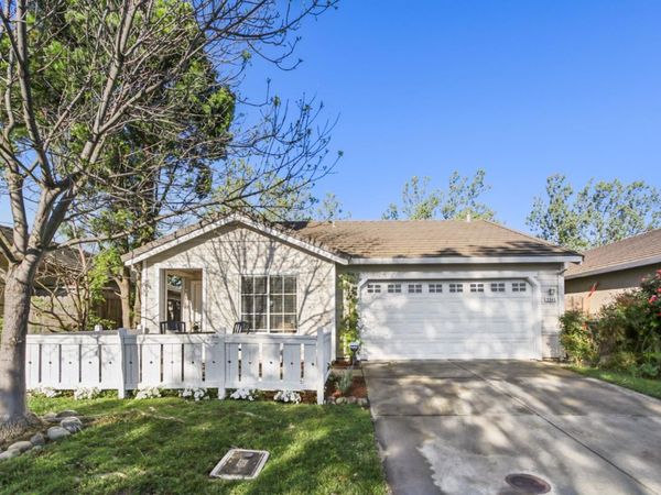 2345 Roualt St, Davis, CA 95618