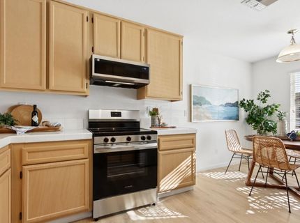 2345 Roualt St, Davis, CA 95618 Photo