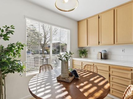 2345 Roualt St, Davis, CA 95618 Photo