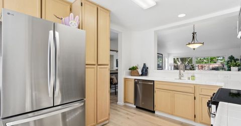 2345 Roualt St, Davis, CA 95618 Photo