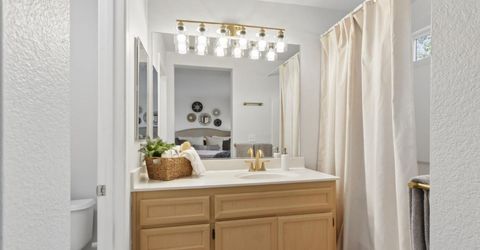 2345 Roualt St, Davis, CA 95618 Photo