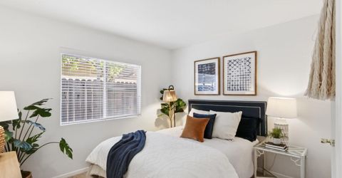 2345 Roualt St, Davis, CA 95618 Photo