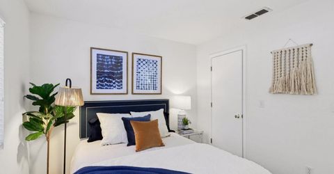 2345 Roualt St, Davis, CA 95618 Photo