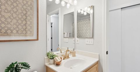 2345 Roualt St, Davis, CA 95618 Photo