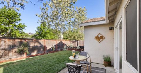 2345 Roualt St, Davis, CA 95618 Photo