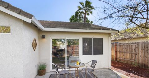 2345 Roualt St, Davis, CA 95618 Photo