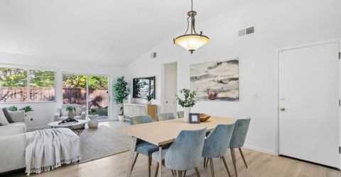 2345 Roualt St, Davis, CA 95618 Photo