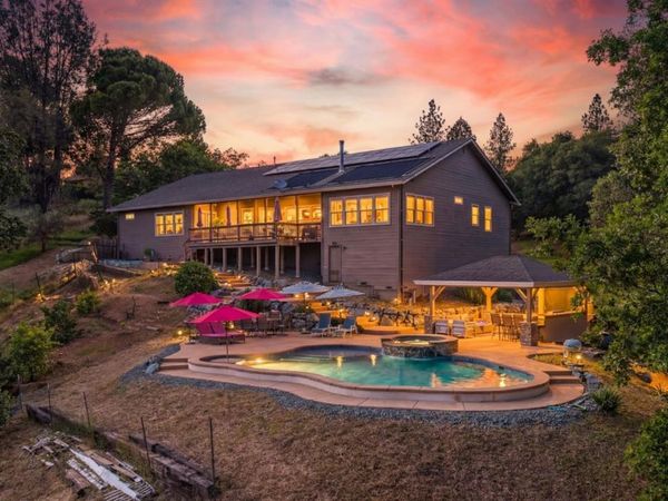 13838 Bowman Rd, Pine Grove, CA 95665