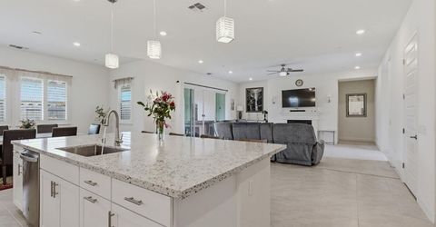 4691 Freesia Cir, Roseville, CA 95747 Photo