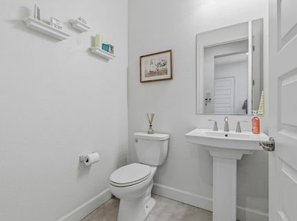 4691 Freesia Cir, Roseville, CA 95747 Photo