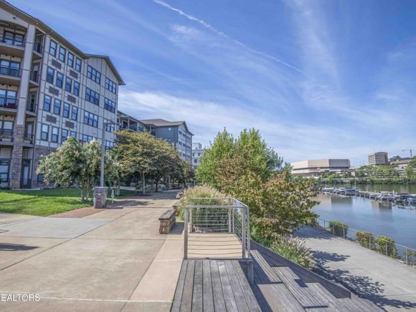 445 W Blount Ave, Knoxville, TN 37920