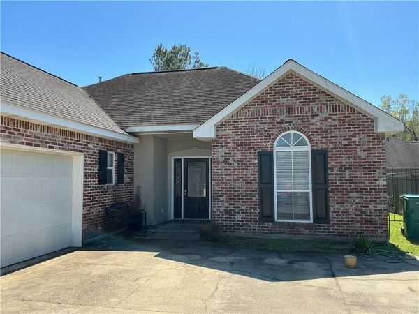 18852 MACKIE Court, Ponchatoula, LA 70454