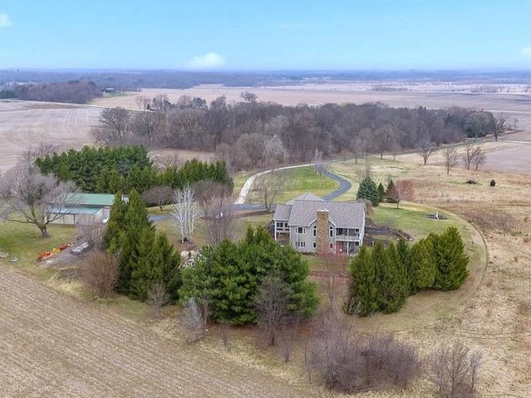 7089 Stuart Road, Orfordville, WI 53576