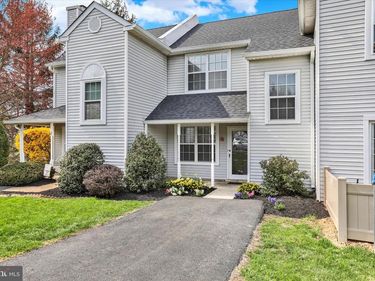 32 CRAIG COURT , NEWTOWN, PA 18940