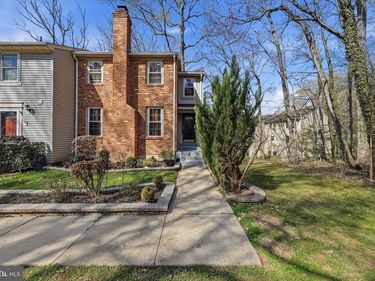 10097 CHESTNUT WOOD LANE, BURKE, VA 22015