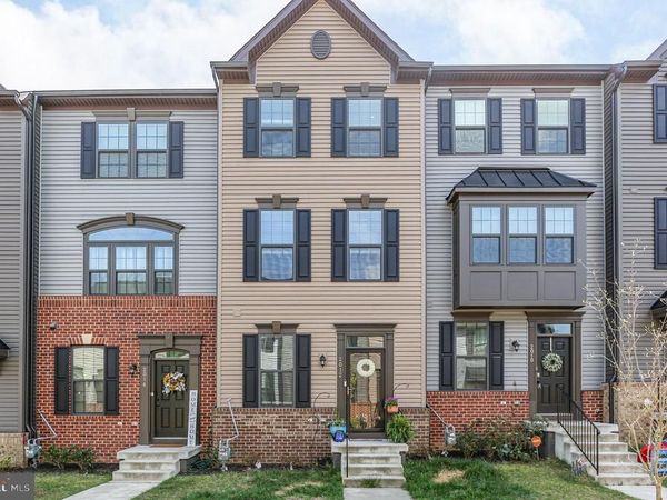 2012 TRACK CIRCLE , FREDERICKSBURG, VA 22401