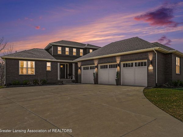 4125 Harbour Cove, Lansing, MI 48911