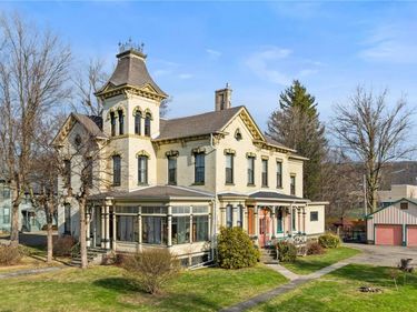 110 W Washington Street, Bath, NY 14810