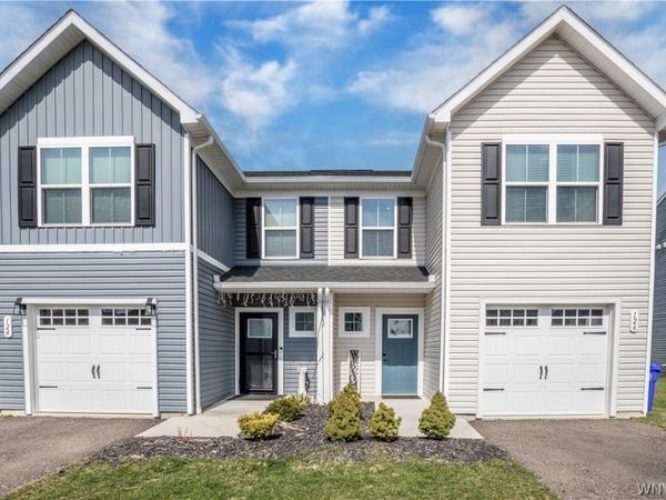 126 South Drive, West Seneca, NY 14218