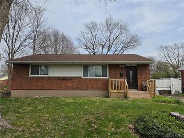 30 Whispering Drive, Trotwood, OH 45426