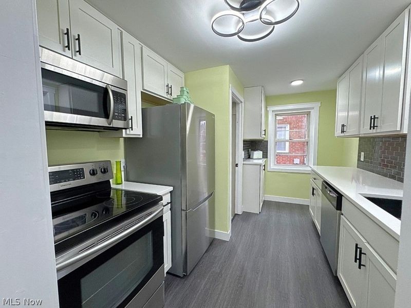 22000 Kennison Avenue, Euclid, OH 44123 Photo 15