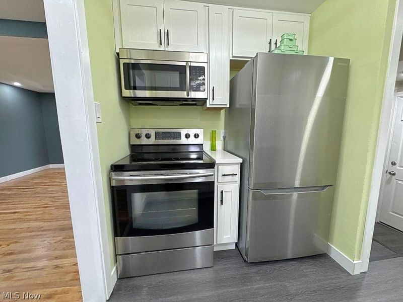 22000 Kennison Avenue, Euclid, OH 44123 Photo 16