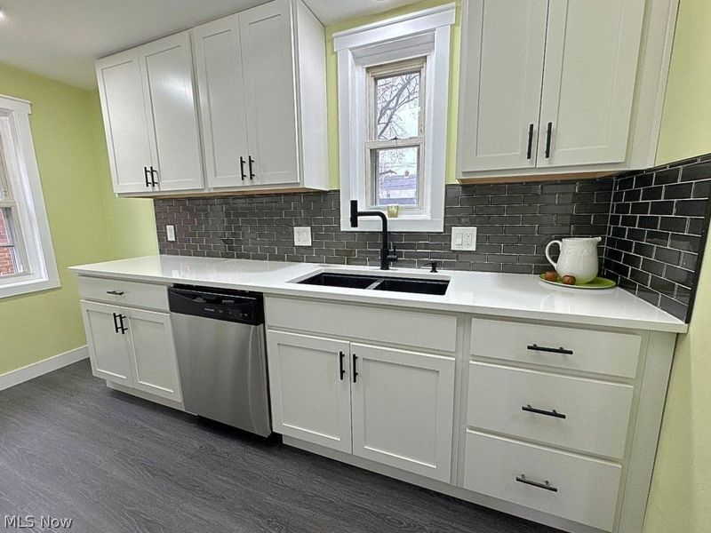 22000 Kennison Avenue , Euclid, OH 44123 Photo 17