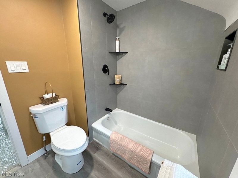 22000 Kennison Avenue , Euclid, OH 44123 Photo 26