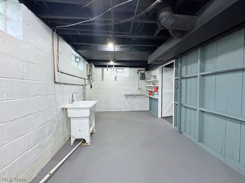 22000 Kennison Avenue, Euclid, OH 44123 Photo 42