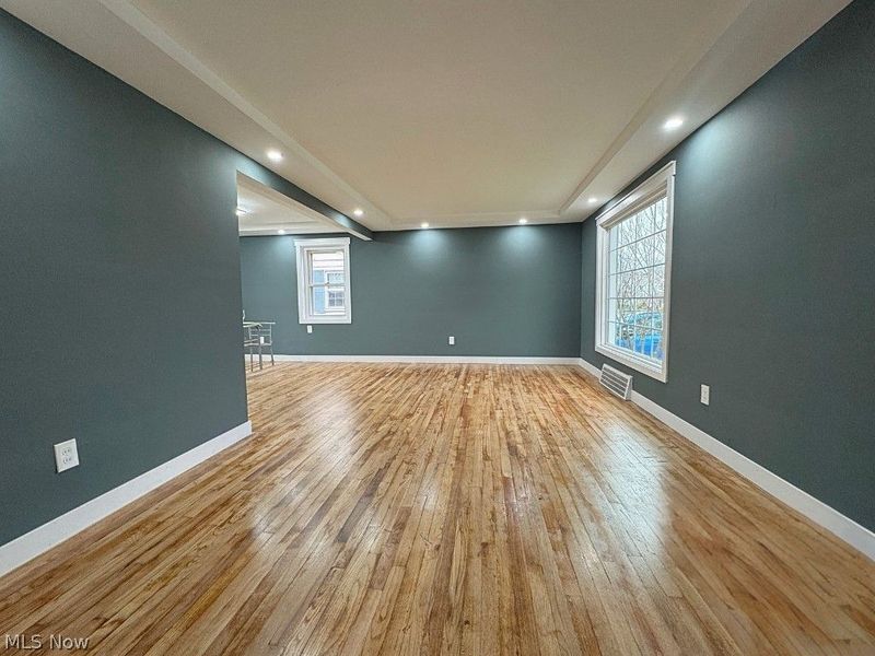 22000 Kennison Avenue , Euclid, OH 44123 Photo 5