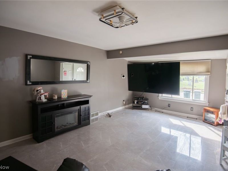 69 S Belle Vista Avenue , Youngstown, OH 44509 Photo 16