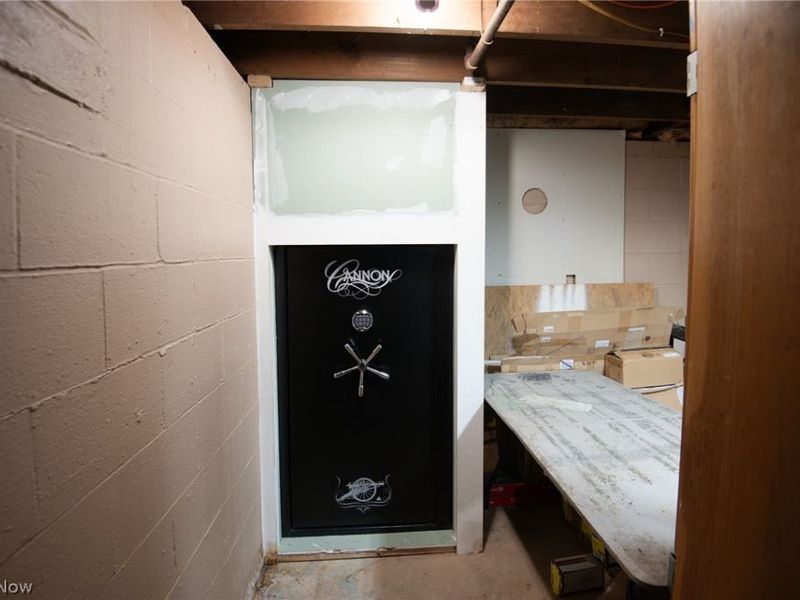 69 S Belle Vista Avenue , Youngstown, OH 44509 Photo 28