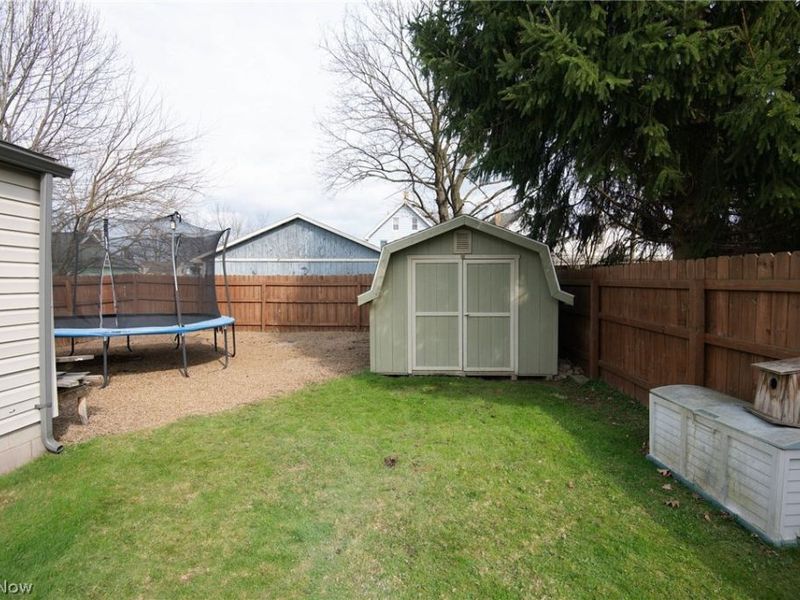 69 S Belle Vista Avenue , Youngstown, OH 44509 Photo 7