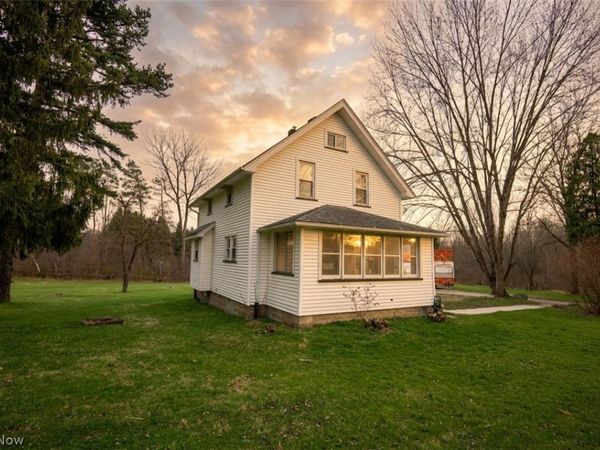 2816 Hoagland Blackstub Road , Cortland, OH 44410