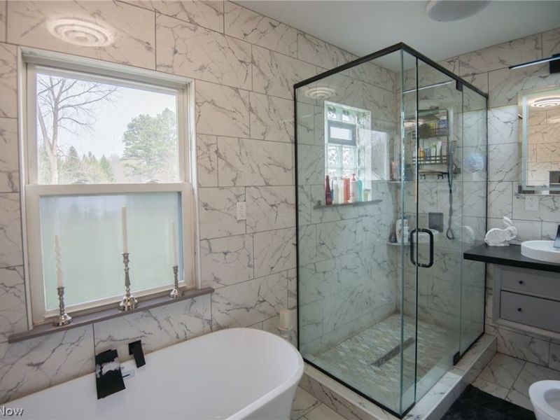 2816 Hoagland Blackstub Road, Cortland, OH 44410 Photo 11