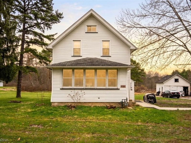 2816 Hoagland Blackstub Road, Cortland, OH 44410 Photo 2