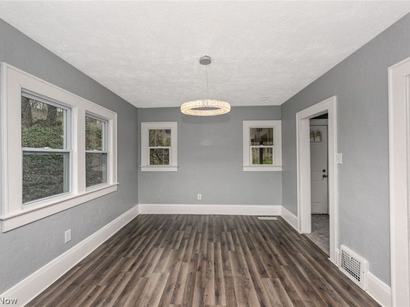 103 Norwood Street , Barberton, OH 44203 Photo 11