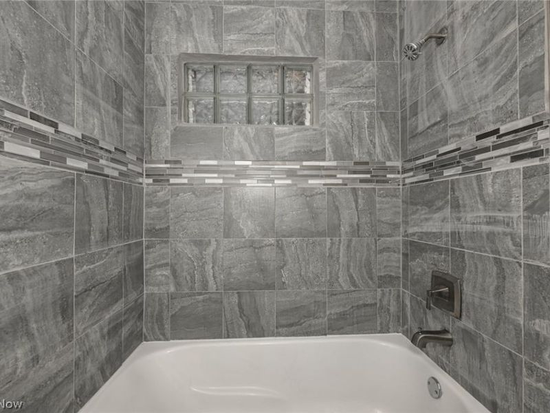 103 Norwood Street , Barberton, OH 44203 Photo 19