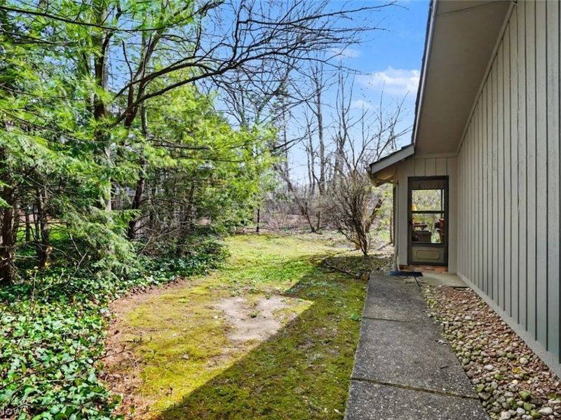 270-26 Hawthorne Drive , Aurora, OH 44202 Photo 24