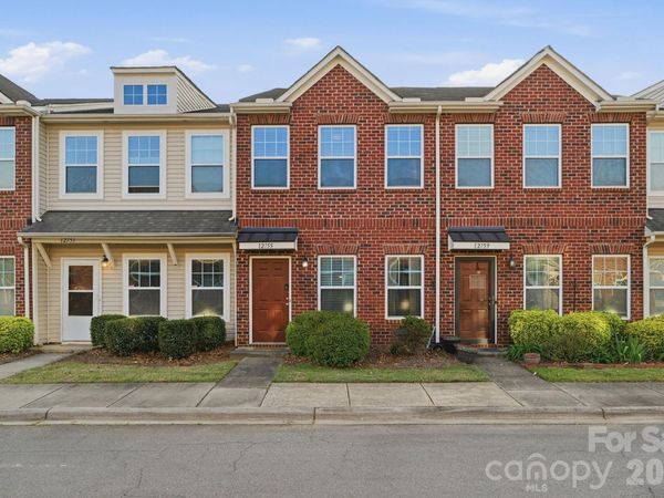 12755 Livengood Lane , Charlotte, NC 28269