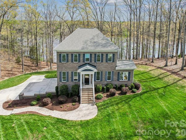 902 Bridgewater Drive , Monroe, NC 28112