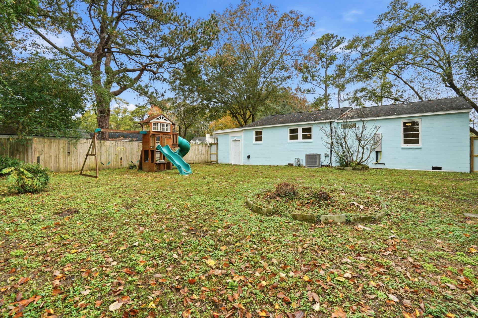 1855 Dogwood Road Photo 14