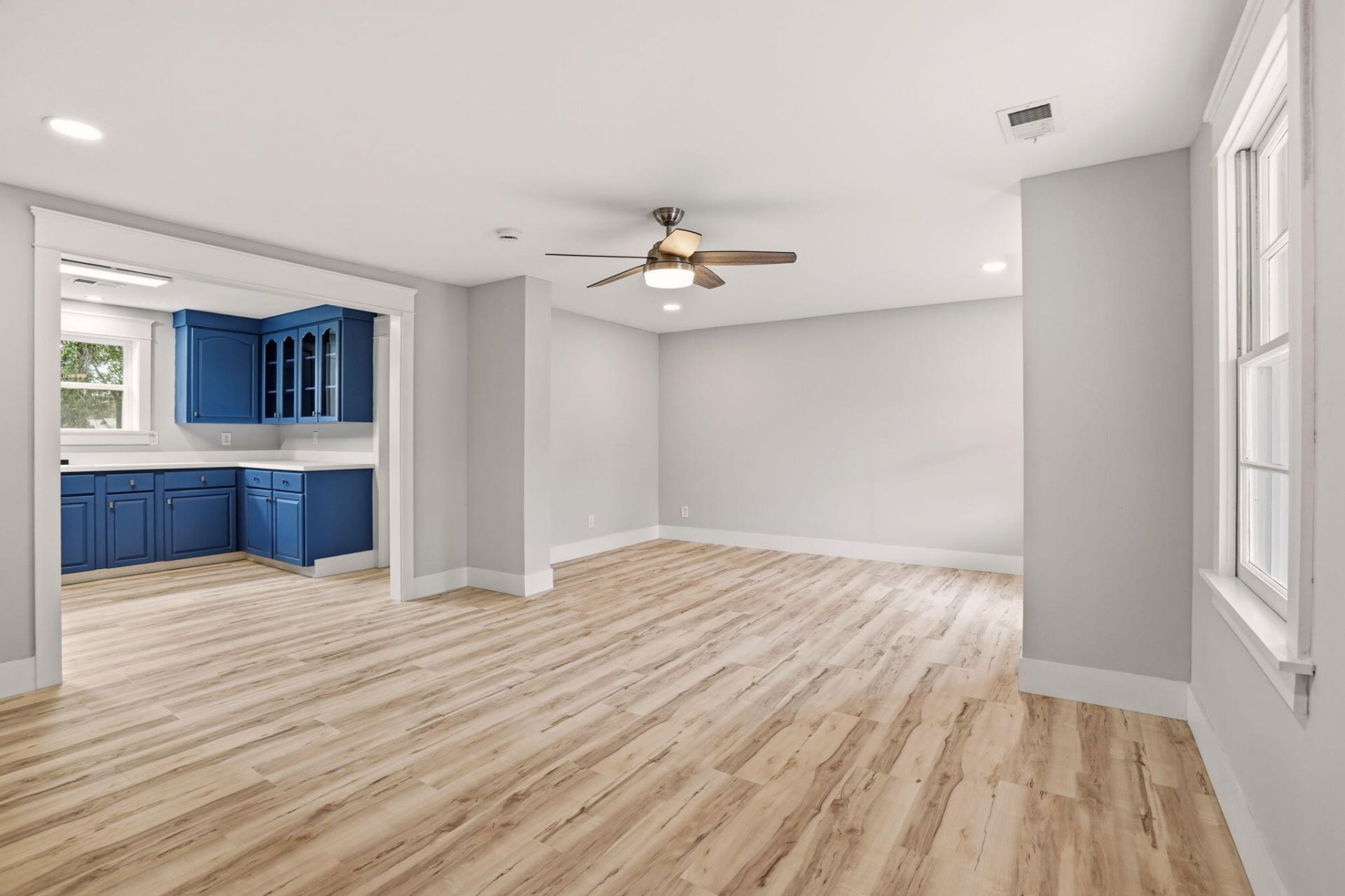 1855 Dogwood Road Photo 5