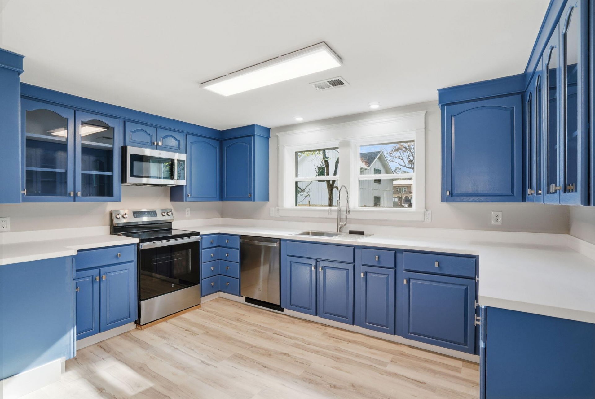 1855 Dogwood Road Photo 7