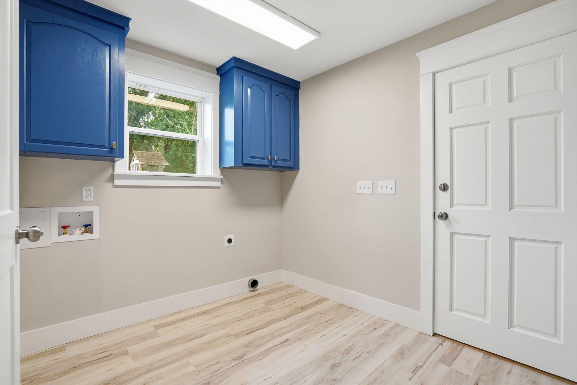 1855 Dogwood Road Photo 8