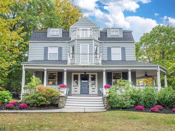 22 Arlington Ave, Caldwell, NJ 07006