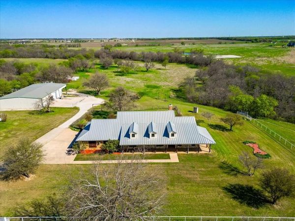 11918 Riek Road, Unit !, Krum, TX 76249