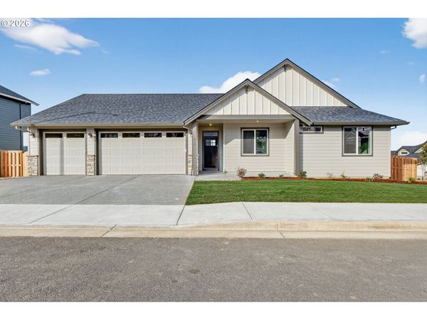 2842 NE JUSTUS AVE, Unit 29, Estacada, OR 97023