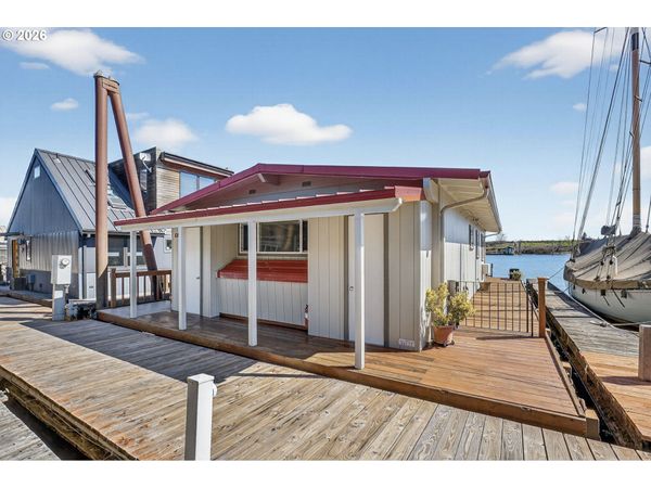 24800 NW St Helens RD, Unit L10, Portland, OR 97231