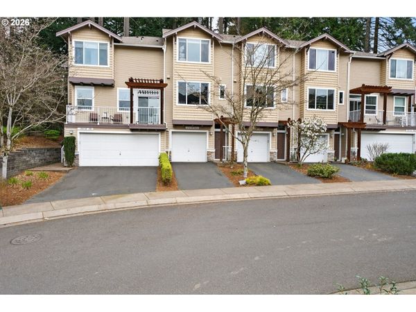 15430 SW SPARROW LOOP, Unit 102, Beaverton, OR 97007